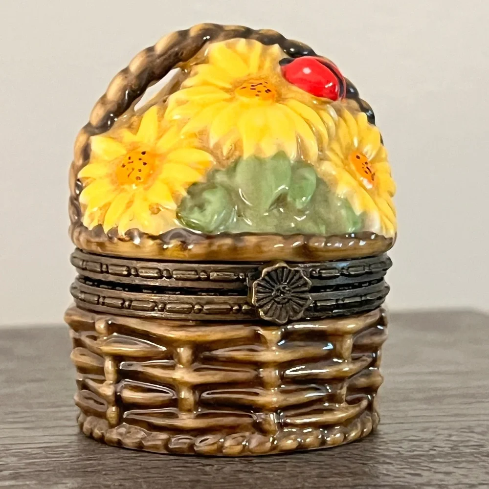 National Home Gardening Club Collection Trinket Box Sunflower Basket & Seeds